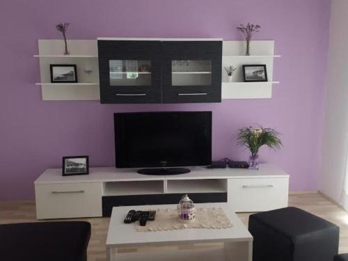 Apartment Ruhige Wohnung 100 Meter vom Strand entfernt by Interhome