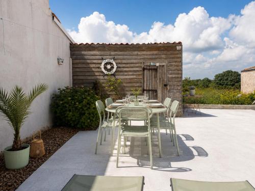 Maisonnette avec terrasse pour 4 personnes