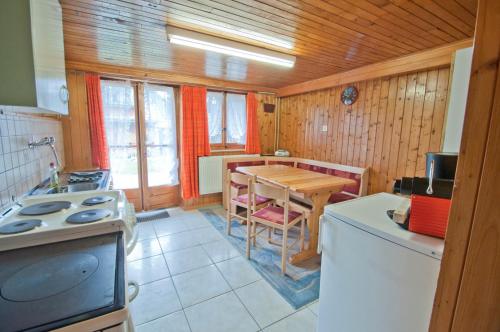 Chalet Heiderösli, Apartment Distelhorn
