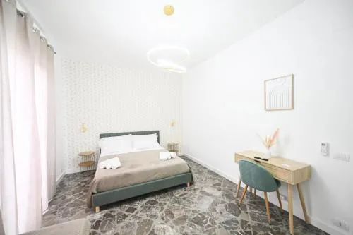Newhouse CAVOUR Deluxe photo 45