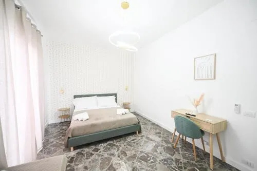 Newhouse CAVOUR Deluxe photo 39