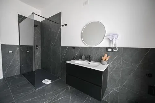 Newhouse CAVOUR Deluxe photo 55