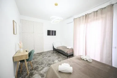 Newhouse CAVOUR Deluxe photo 49