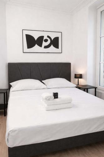 Studio Parisien grands boulevards Couple ou Solo