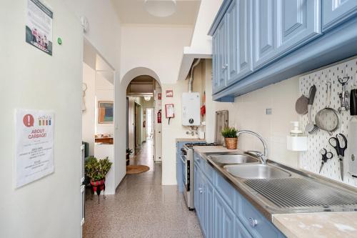 Fiona's - Traditional 2 bedroom apartment with amazing garden