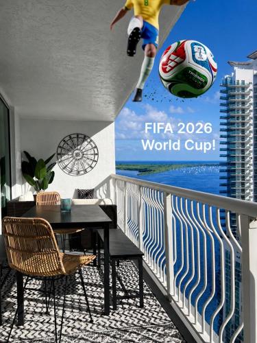 Brickell Luxe - Best Balcony - 32nd Fl - Luxe Waterfront & City Views - Furnished Balcony - Walk-Water-WiFi photo 64