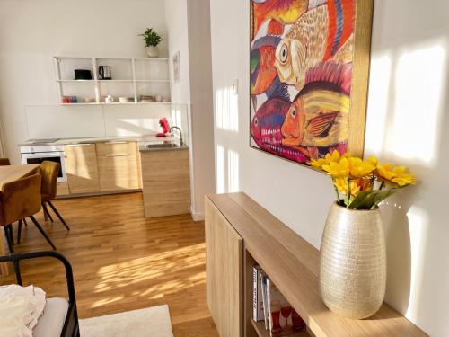 Apartment close to train station Meidling - T1