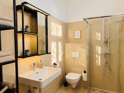 Apartment close to train station Meidling - T1