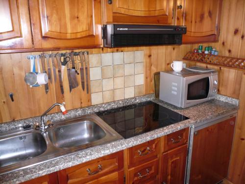 Dapur atau dapur kecil di Chalet Sheila