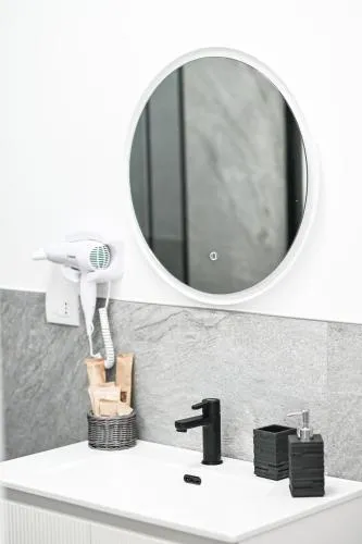Newhouse CAVOUR Deluxe photo 22
