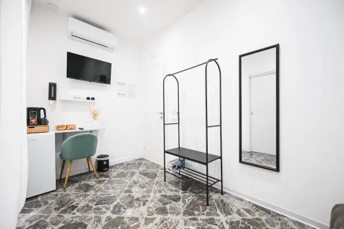 Newhouse CAVOUR Deluxe photo 33