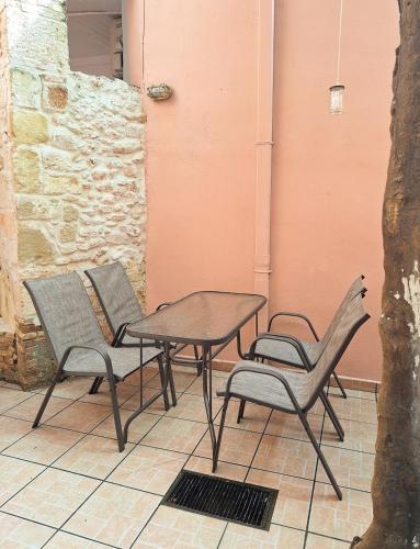 Casa dell'Arco Antico Ground floor and private patio