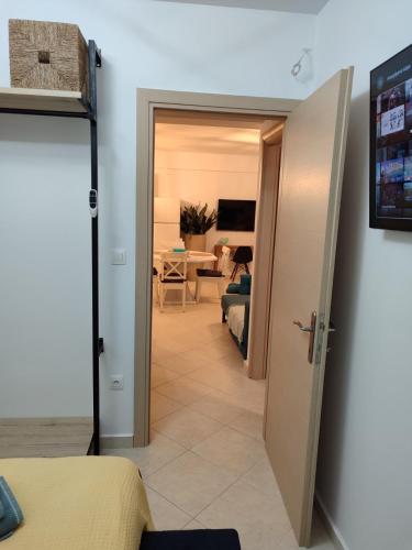 Rigakis Apt