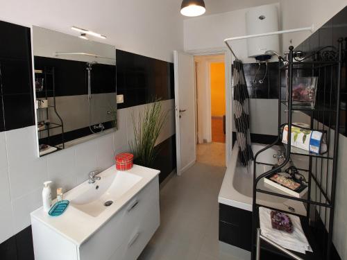 Marina Home