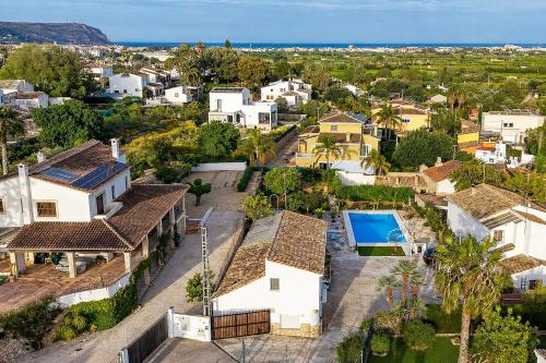 Casa Calma. Your private retreat between silence and light.