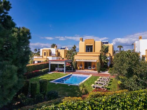 Villa Harmonie by Ocvillas