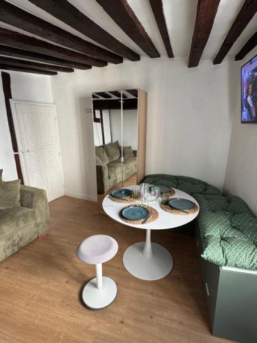 Cozy, newly renovated studio in the heart of Saint-Germain - 6th arrondissement