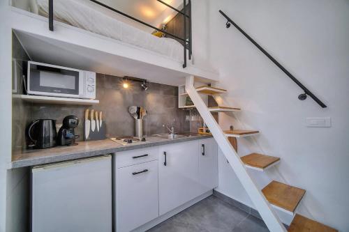 Studio Laurette mezzanine - 500m FROM THE BEACH