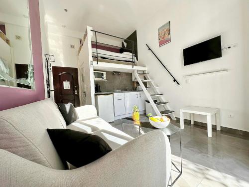 Studio Paulette mezzanine - 500m FROM THE BEACH
