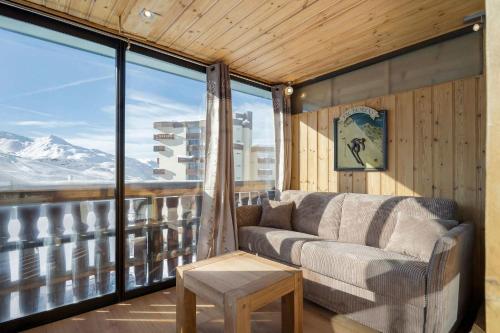 Ski in and out Bright Alpine Flat with Mountain view