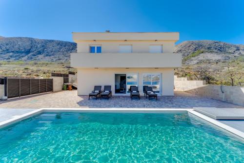 Villa Storia in Pag - Haus für 6-8 Personen