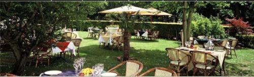 Zahrada ubytování Hotel L'auberge Du Souverain