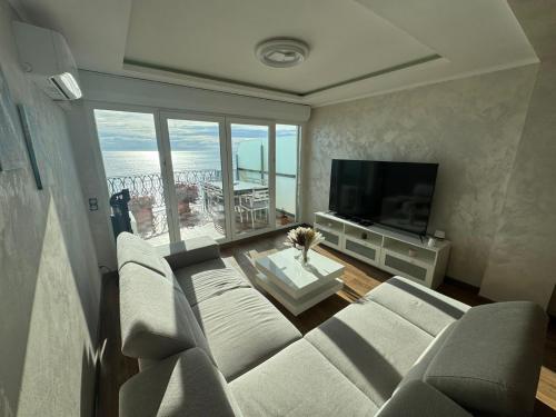 Apartament with sea view