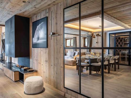 Appartement exceptionnel, accès skis aux pieds