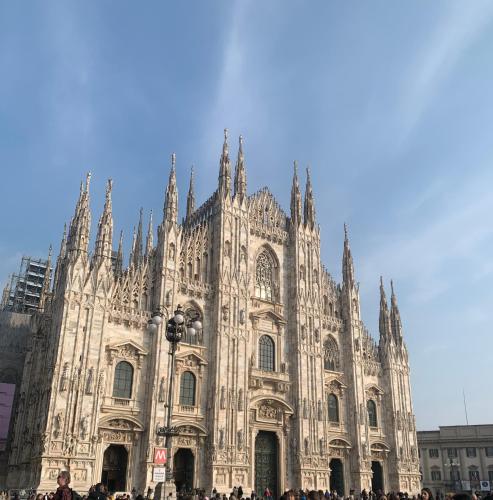 Milano City Centre - Stylish Flat Porta Venezia - Fast WiFi, AC, Metro