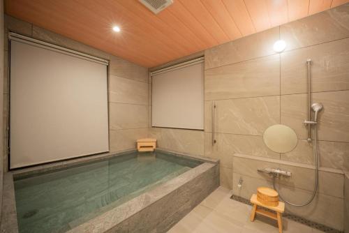 ECHOWOODS - Gorgeous 4-bed, 4-bath Brand New Home with Large Japanese Bath, Fireplace inside Echoland