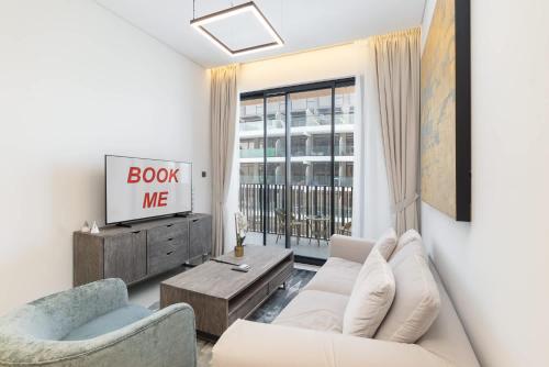 Free housekeeping visits during your stay - StayShort - Modern 2 Bed Sleeps 3 in JVC with City Views