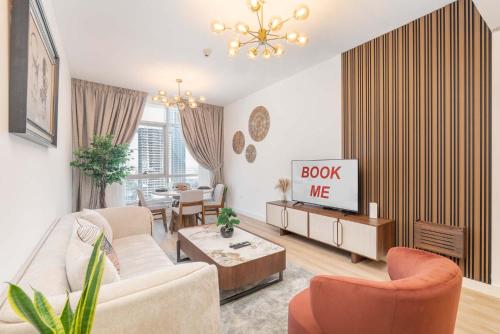 Free housekeeping visits during your stay - StayShort - Modern 1BR Gem in Marina with City Views