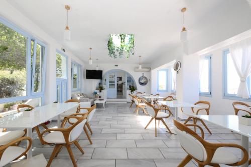 Stratos Apartments & Studios
