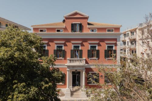Bella Venezia — Property building