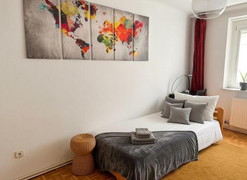 Family & Friends Vienna Base for 6- XXL Apartment with Direct train - 10 Min to City and Airport