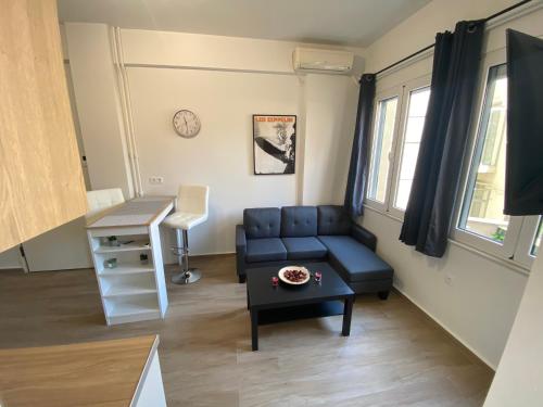 Alegria Piraeus Port Apartment