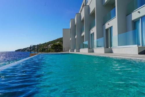 Hotel Saint Hildegard — Pool view