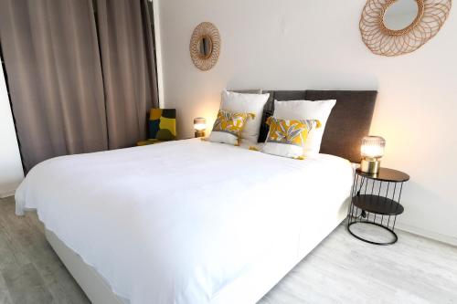 Beautiful flat with Sea View Terrace Pool Parking portative AC- BENAKEY photo 12