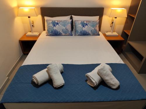 Beachfront Kala's Suites Apartments