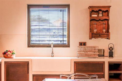Villa Between Mountains And Sea In Pianelli