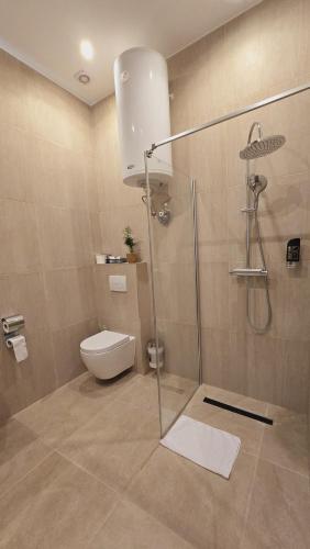 Elegance Lux Living 206