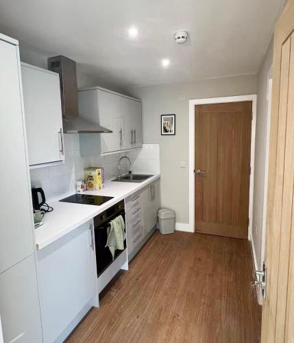 Apple House mews photo 39