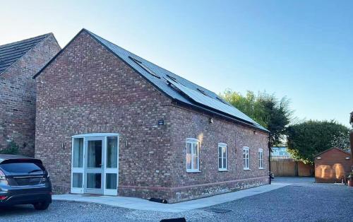 Apple House mews photo 48