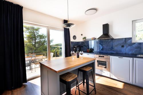 Villa Nova Quiet 3-Bed Workation Retreat & WiFi