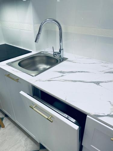 Apartament z basenem, przy plaży