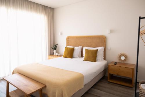 Quinta da Amendoeira - Évora - The Farmhouse — Photo of the whole room
