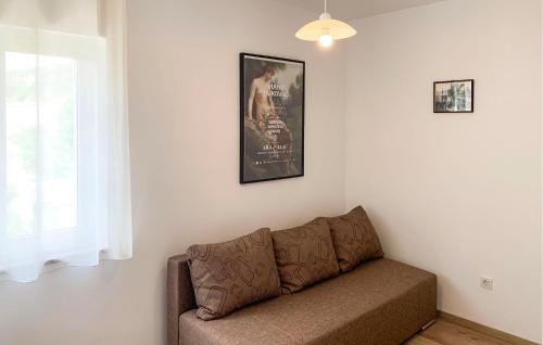 2 Bedroom Nice Apartment In Baska