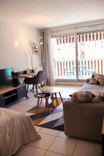 Cozy studio ST Roch with a terrace