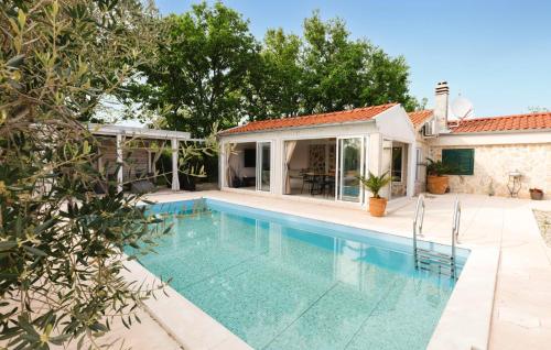 Amazing Home In Posedarje