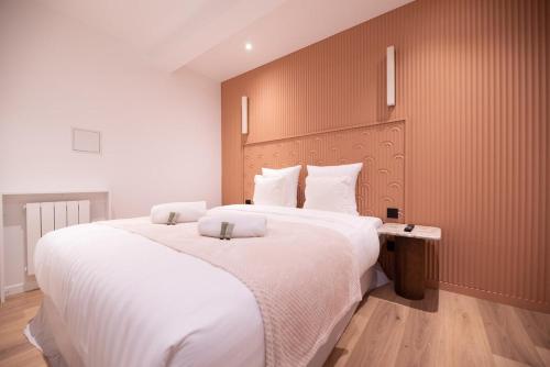 Modern Apartment in Paris with AC